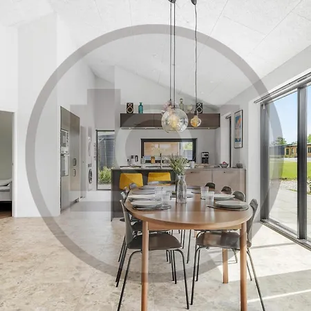 3 Bedroom Beautiful In *