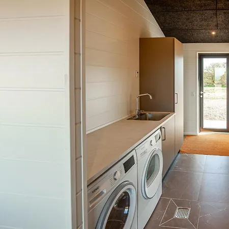 3 Bedroom Beautiful In Lemvig