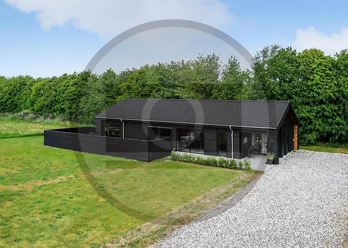 3 Bedroom Beautiful In Лемвиг